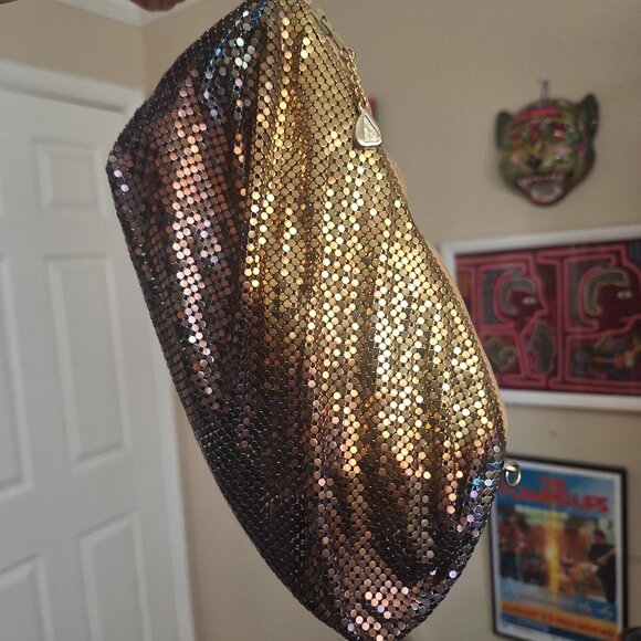 Whiting & Davis Handbags - Vintage 1984 Whiting and Davis Rare Two Toned Gradient Mesh Purse/Clutch